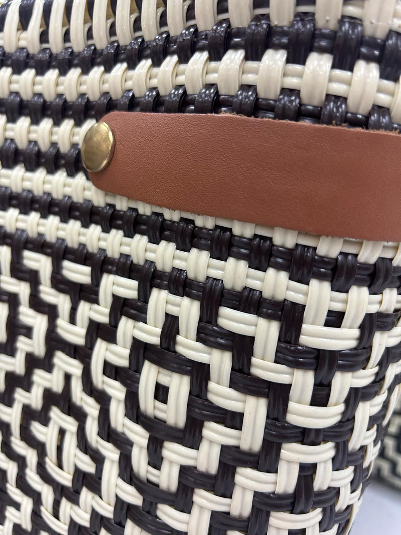Open Basket Jumbo Cross Diamond Bag